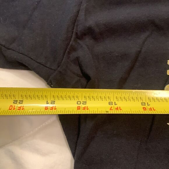 DECEMBER,  1981,  T shirt by Port & Co., black, large, 💯 cotton - Picture 6 of 8